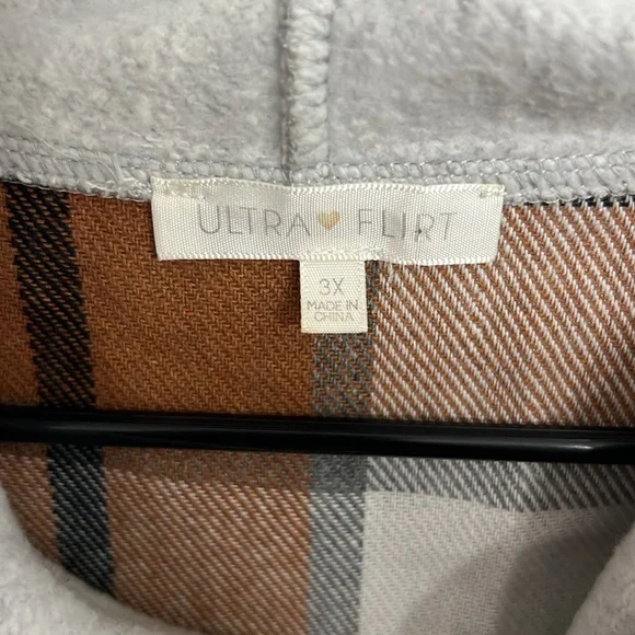 Ultra Flirt Tan and White Plaid Hoodie - Picture 2 of 3